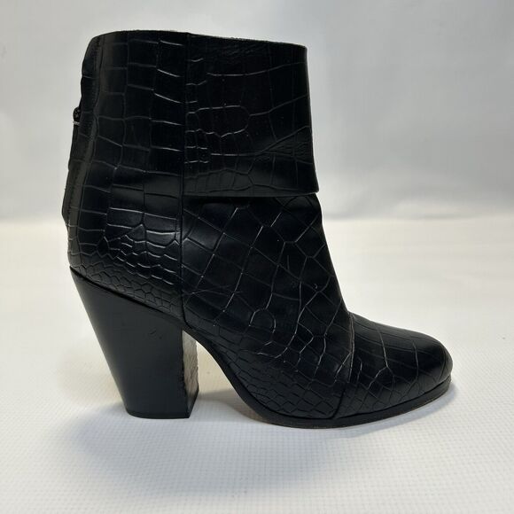 Rag & Bone Womens Newbury Croc Embossed Leather Ankle Booties 5.5 Black Classic - Picture 2 of 10